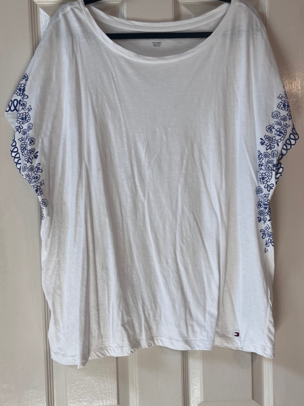 Tommy Hilfiger White Tee with Blue Floral Sleeve Accents